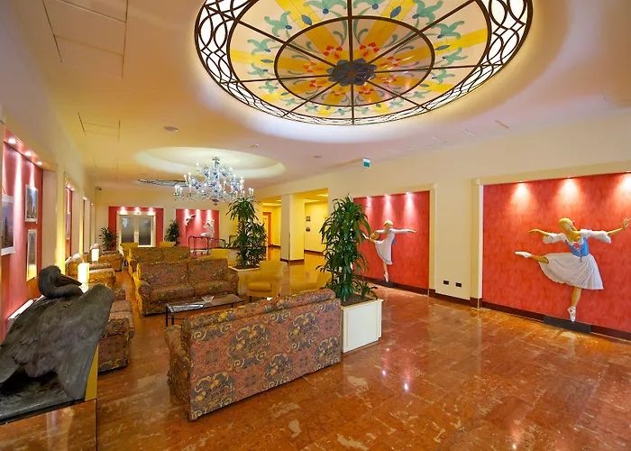 Mercure Centro Astoria 4*