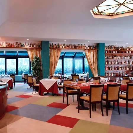 Mercure Centro Astoria 4*