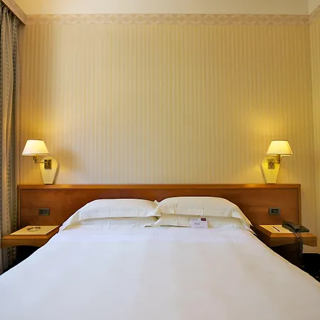 Mercure Centro Astoria Hotell
