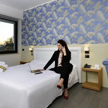 Mercure Centro Astoria 4* ريجّو إيميليا