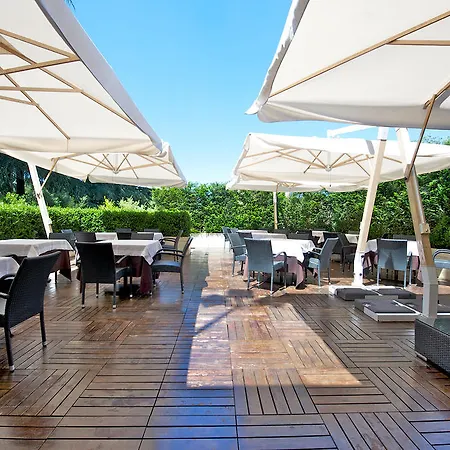 Mercure Centro Astoria Hotel 4*