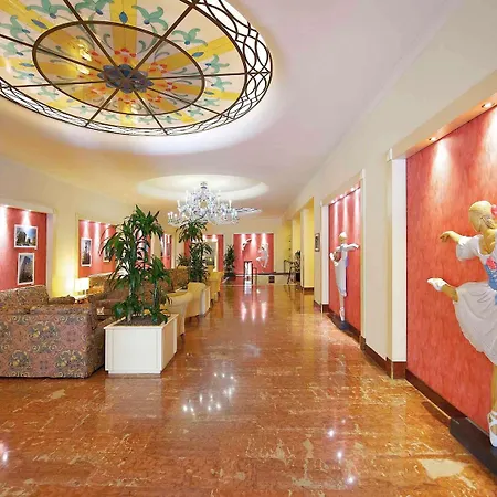 Mercure Centro Astoria Отель Реджонель-Эмилия