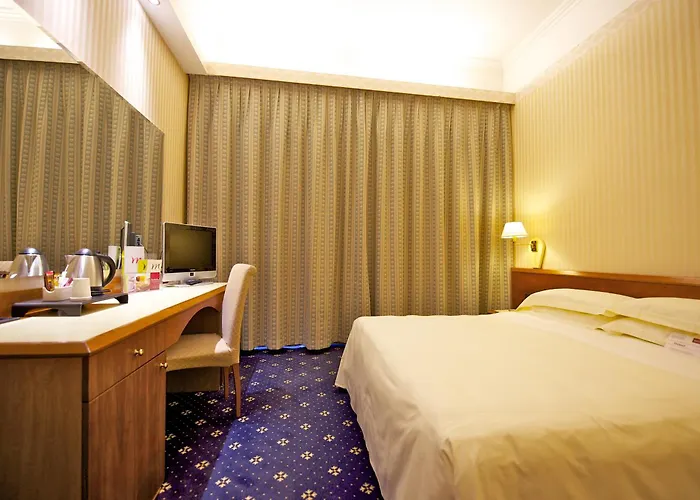 Mercure Centro Astoria Hotel 4*