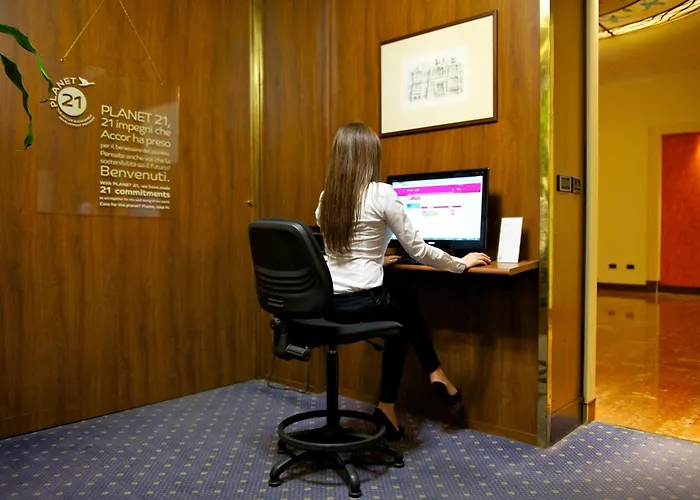 Mercure Centro Astoria 4*