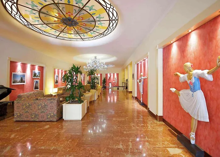 Mercure Centro Astoria Hotel 4*