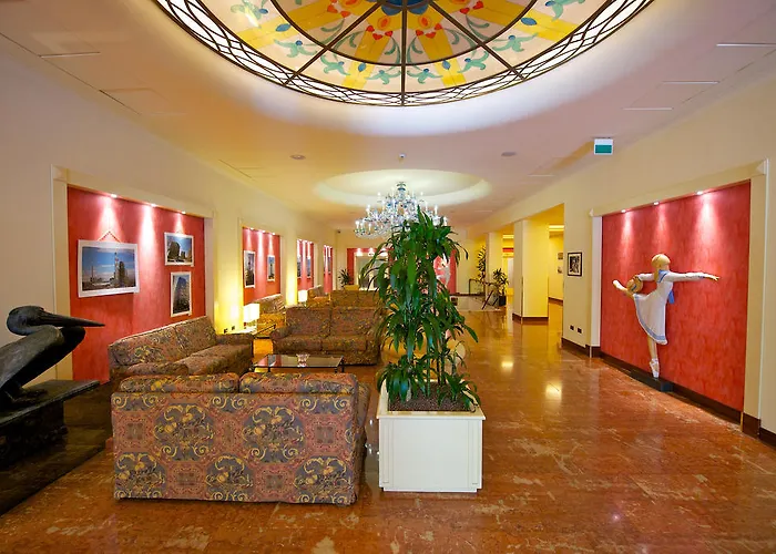 Mercure Centro Astoria Hotel 4*